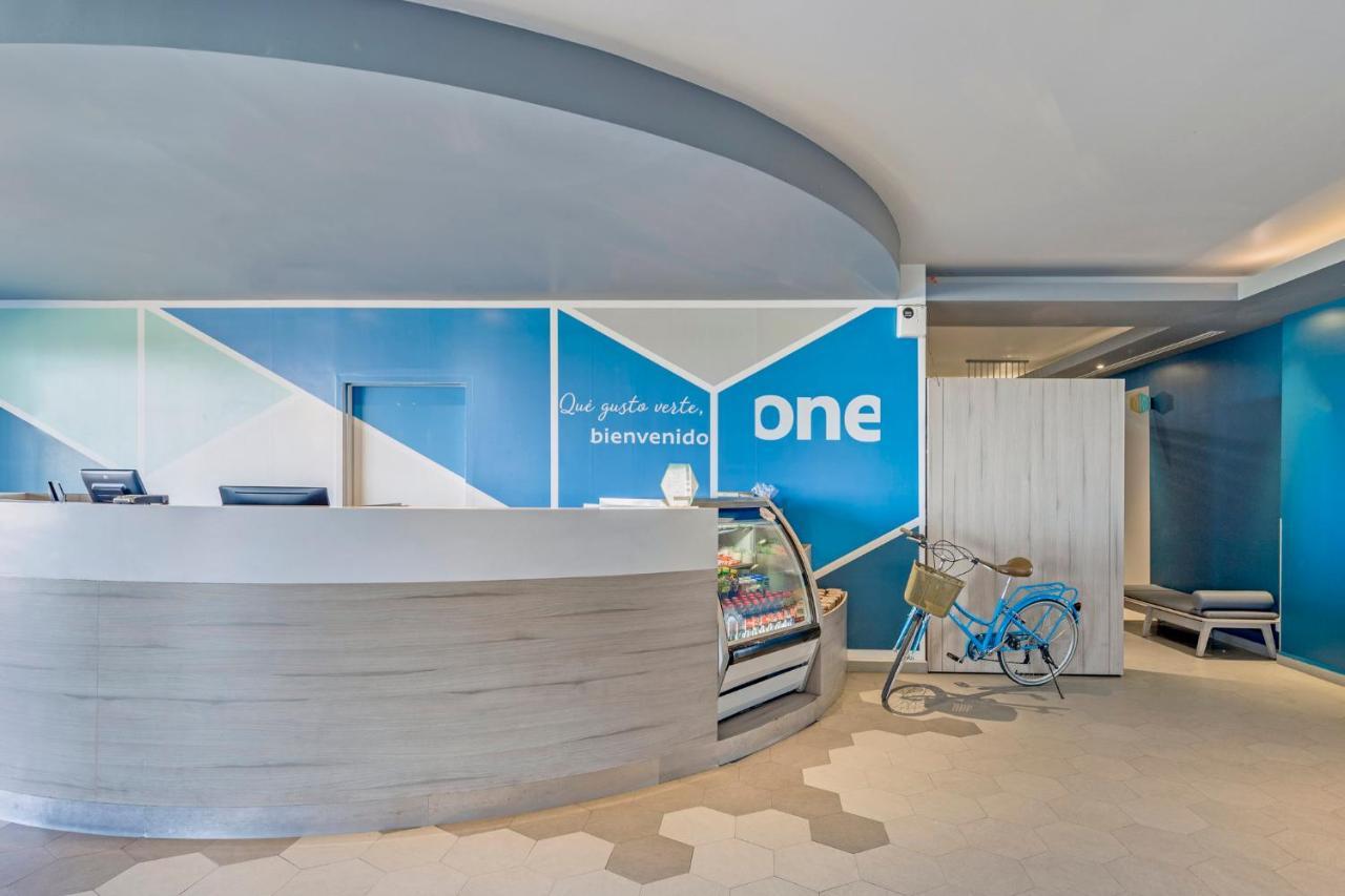One Puebla Angelopolis Periferico Hotel Екстериор снимка