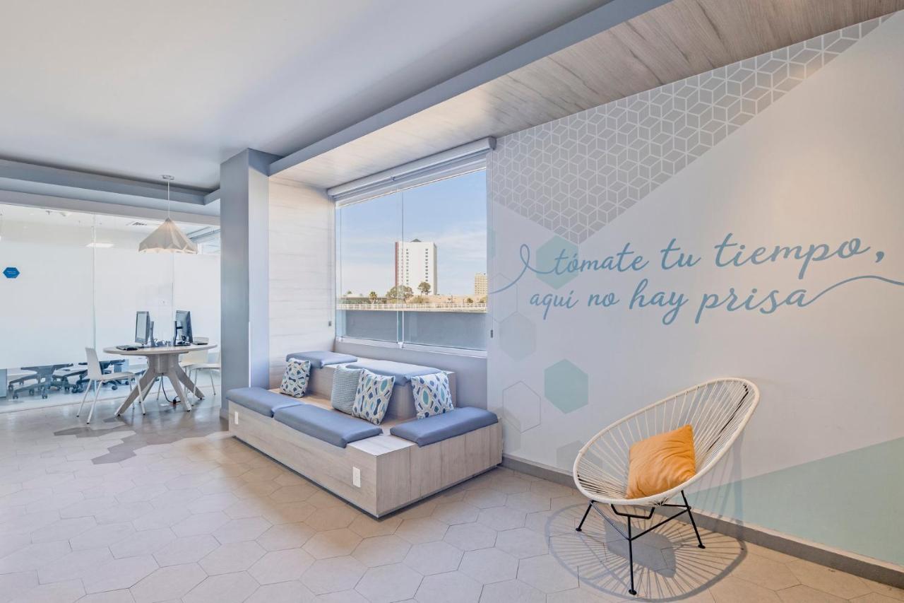 One Puebla Angelopolis Periferico Hotel Екстериор снимка