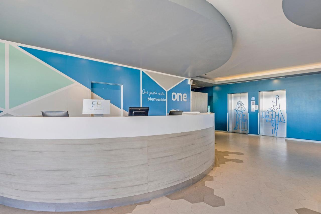 One Puebla Angelopolis Periferico Hotel Екстериор снимка