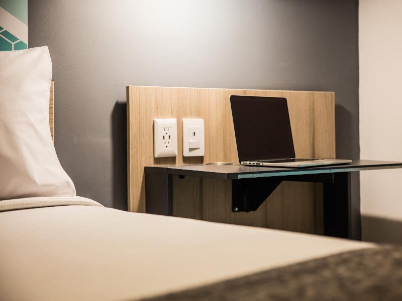 One Puebla Angelopolis Periferico Hotel Екстериор снимка